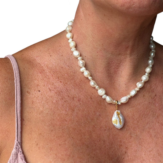 Luminous Pearl Strand Necklace